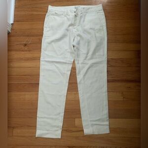 Banana Republic Cream Colored Lightweight Fabric Pants